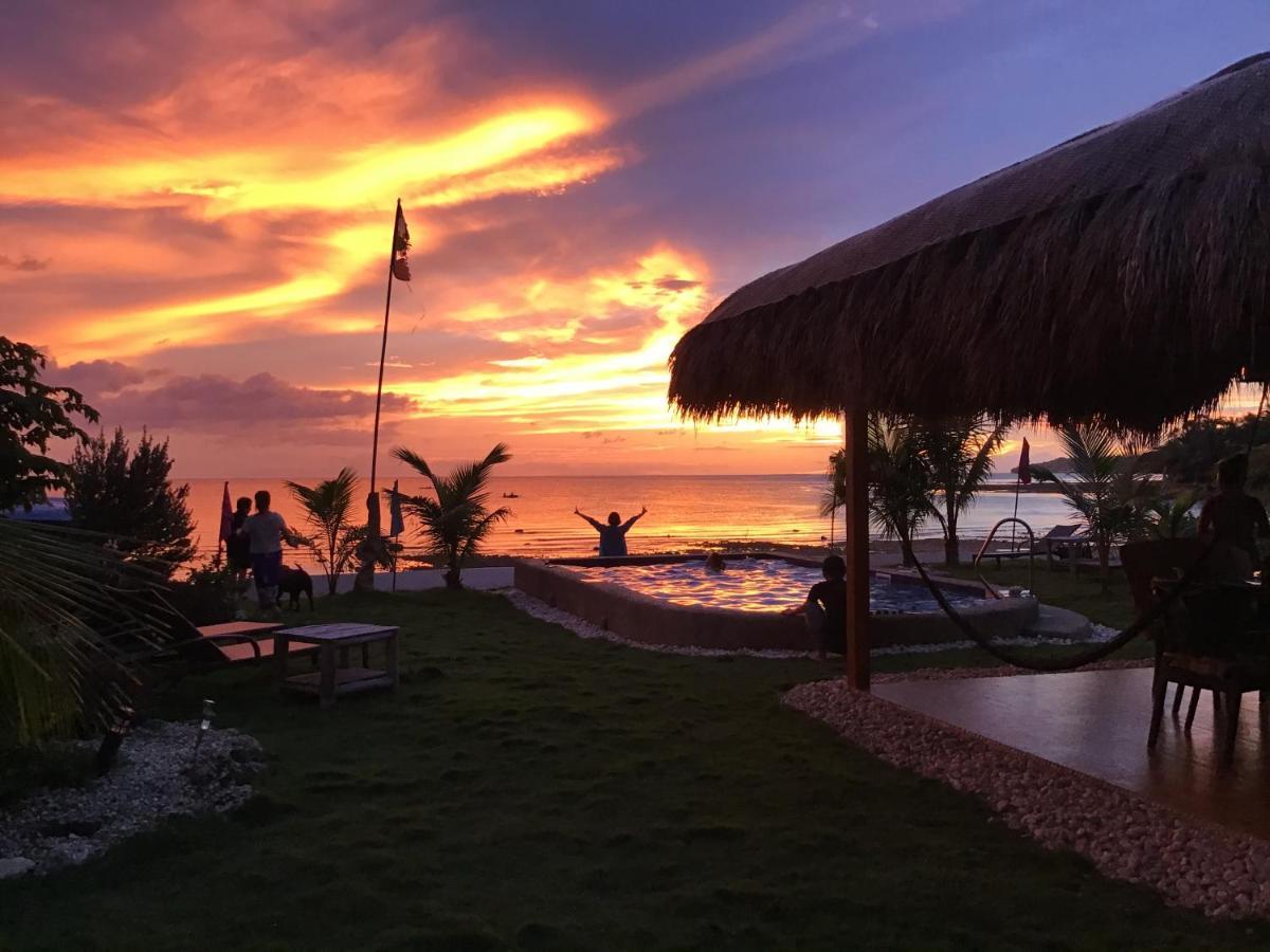 Bamboobeachvilla2 Ac New Oceanfront Pool Sunsetview Garden Kitchen Satellite Starlink Wi-Fi Dimiao Exteriör bild