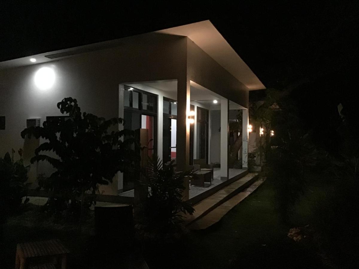 Bamboobeachvilla2 Ac New Oceanfront Pool Sunsetview Garden Kitchen Satellite Starlink Wi-Fi Dimiao Exteriör bild